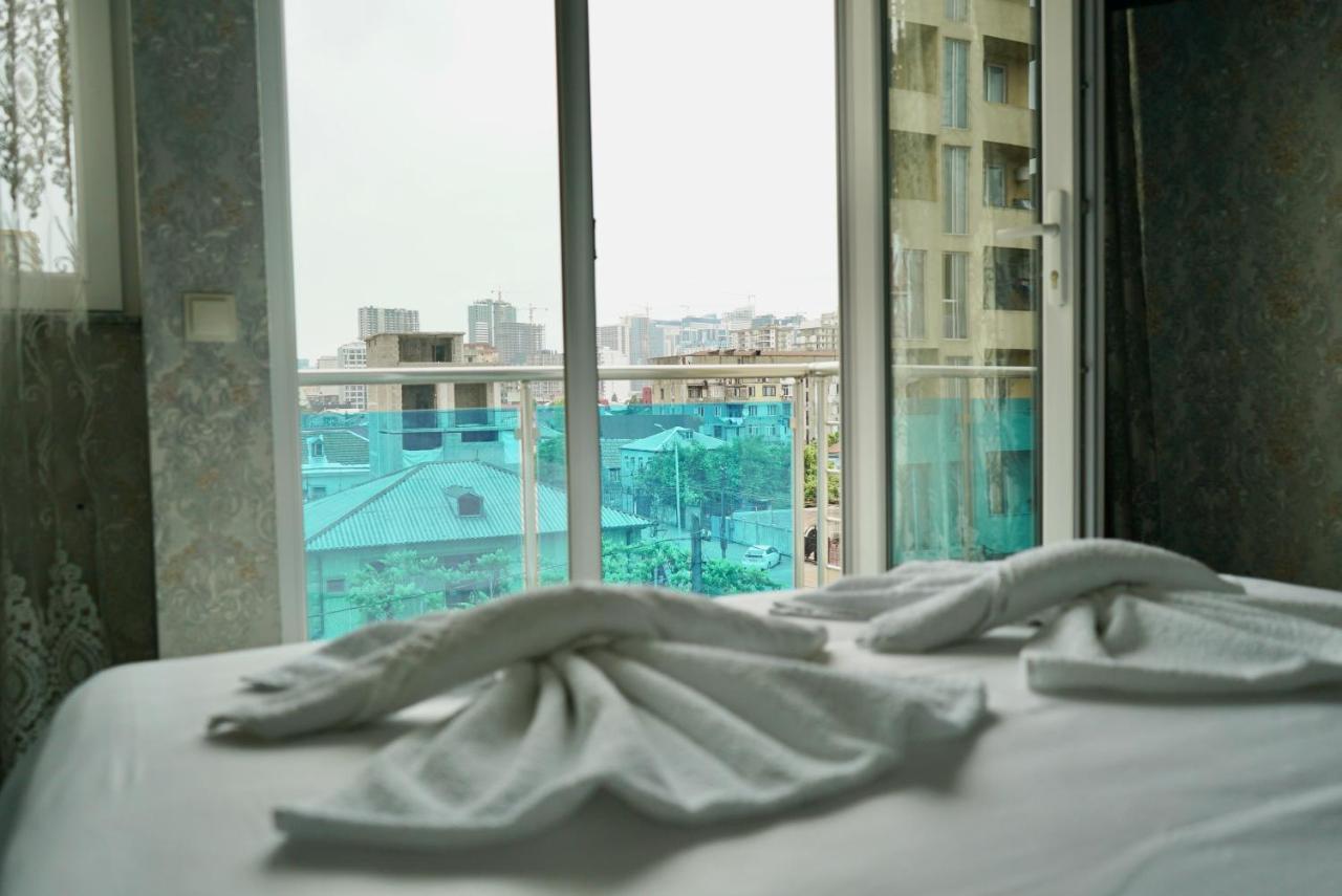 Hotel Vaxx Батуми Экстерьер фото