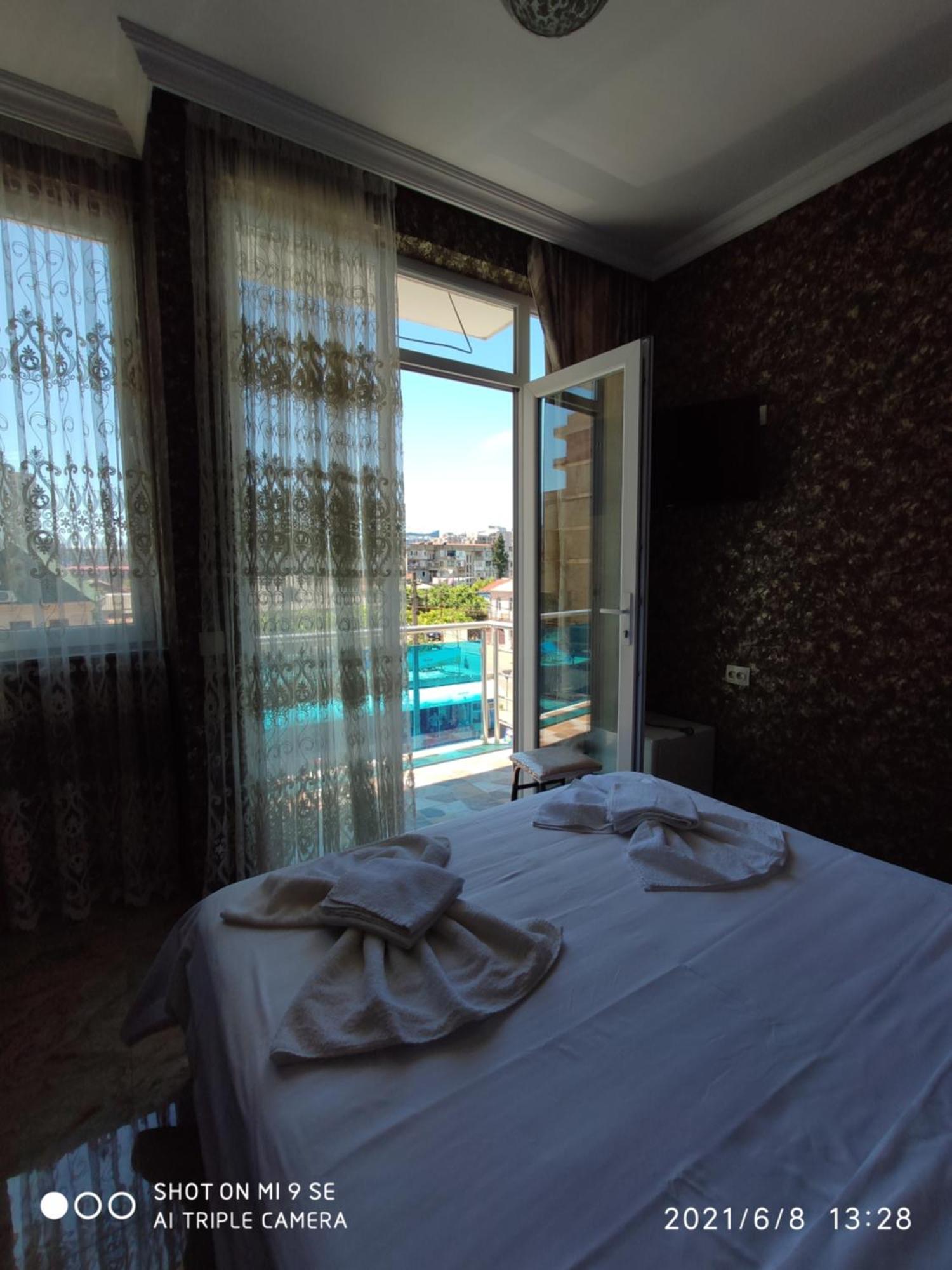Hotel Vaxx Батуми Номер фото